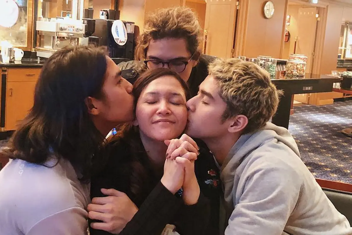 FOTO: Momen Kebersamaan Maia Estianty dengan Al, El dan Dul