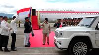 Presiden Prabowo Subianto Dijemput Menggunakan Mobil Maung di Bandara MCIAA General Aviation Terminal, Cebu, Filipina (Tim Media Presiden)