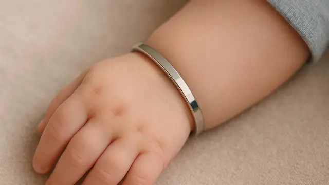 Model Gelang untuk Bayi