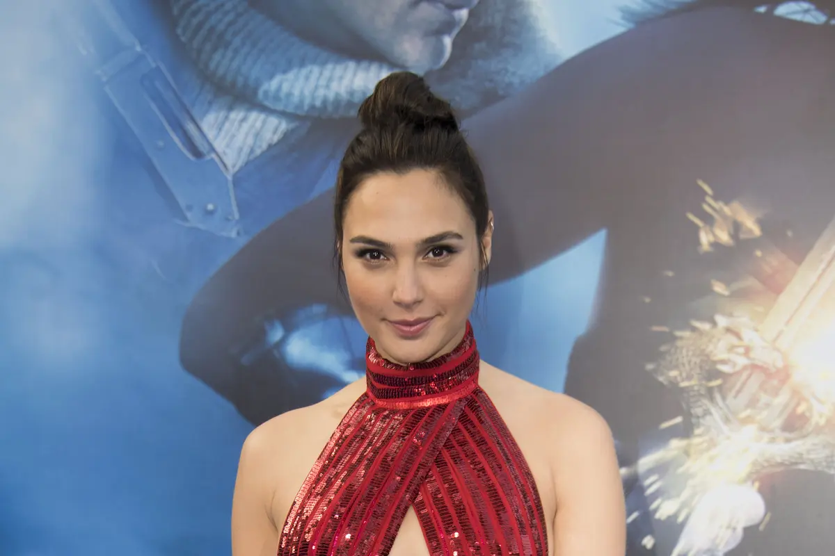[Bintang] Gal Gadot