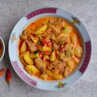 ilustrasi kuah bumbu kuning pedas/Hana Maisa Alifa/Shutterstock