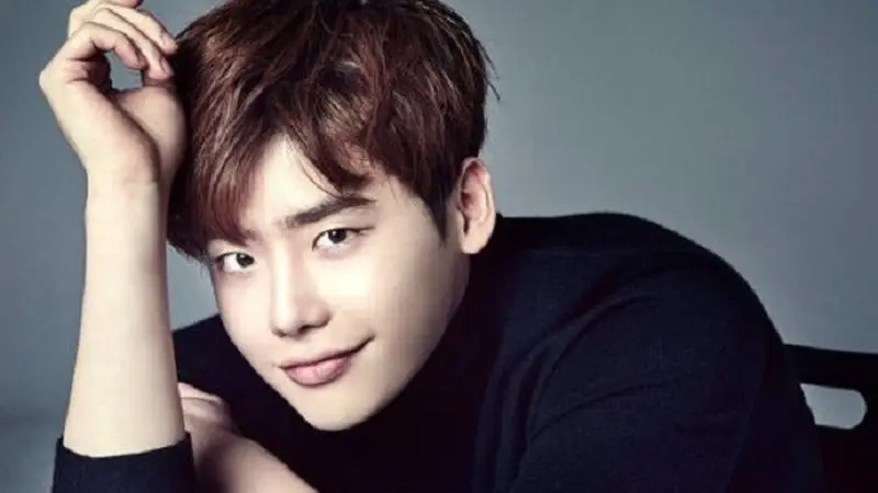 Lee Jong Suk