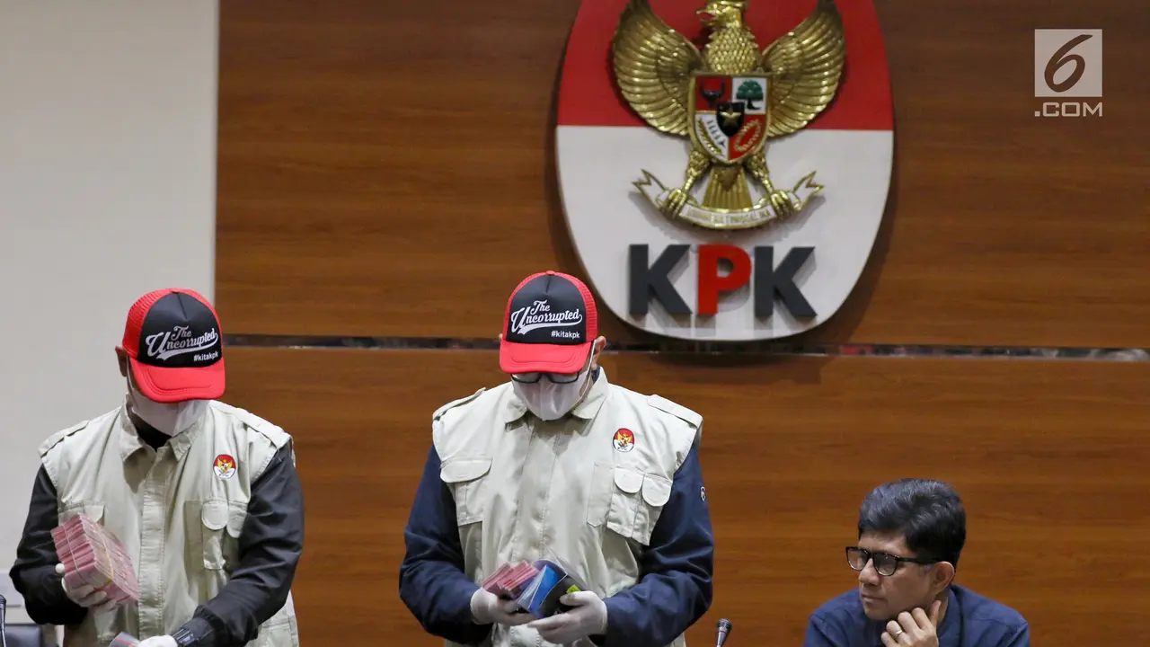 Bebaskan Terdakwa, KPK Tunjukkan Barang Bukti Suap Hakim Balikpapan