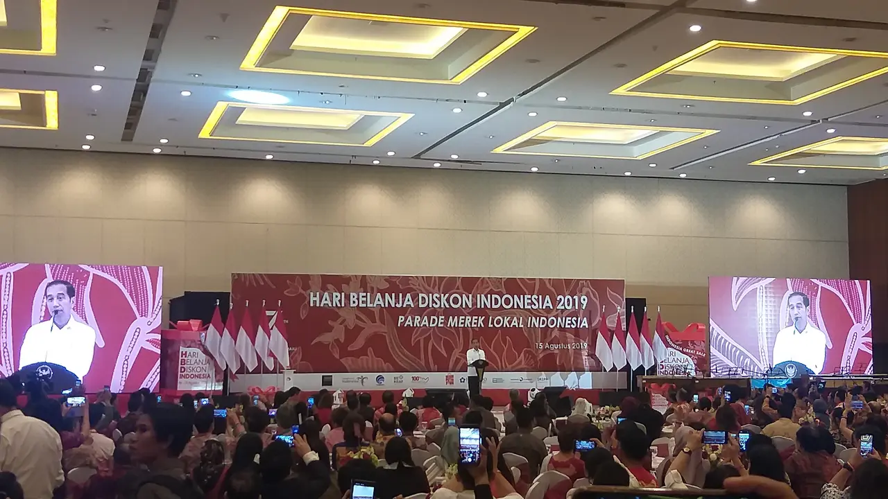 Presiden Jokowi Minta Ibu-Ibu Gunakan Brand Lokal