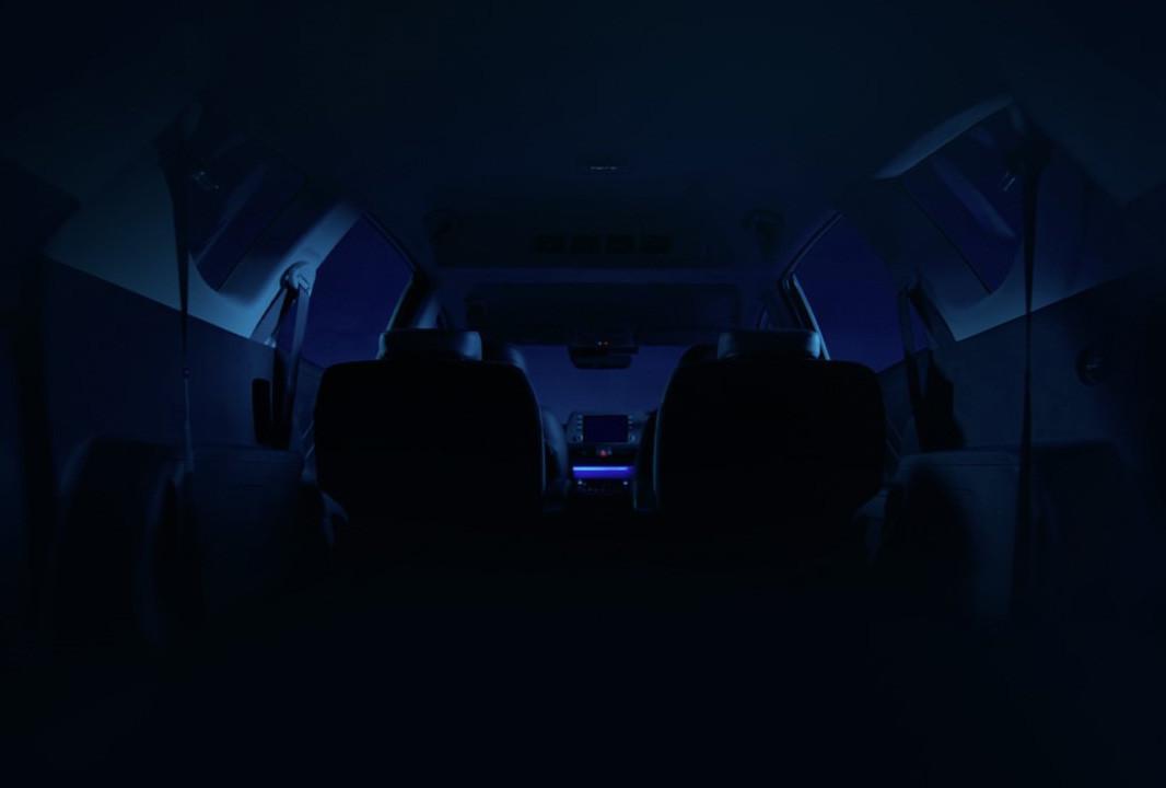 Interior MPV Stargazer menawarkan kepraktisan, salah satunya meja lipat (HMID)