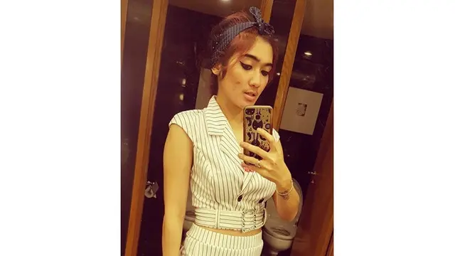 Jadi Pembantu, Ini 6 Potret Terbaru Pemeran Sinetron Kolosal Revi Mariska