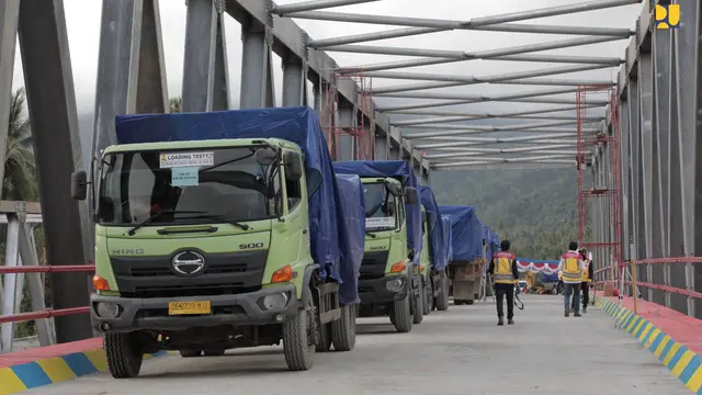 Jembatan Wai Kaka di Kabupaten Seram Bagian Barat, Maluku. Foto: Kementerian PUPR