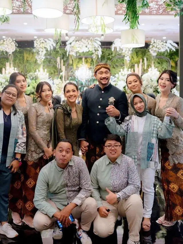 Jenaka Mahila Sudiro