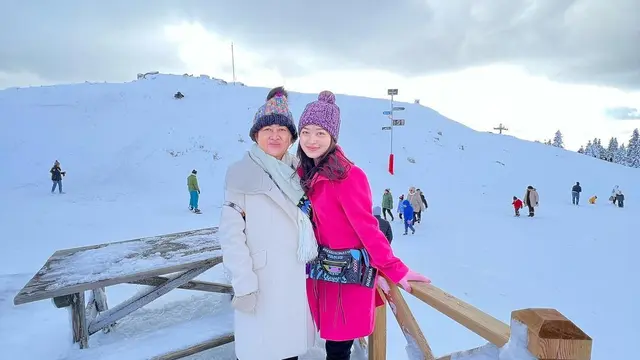 6 Potret Manis Natasha Wilona dan Ibunda Liburan di Turki, Penuh Kasih Sayang