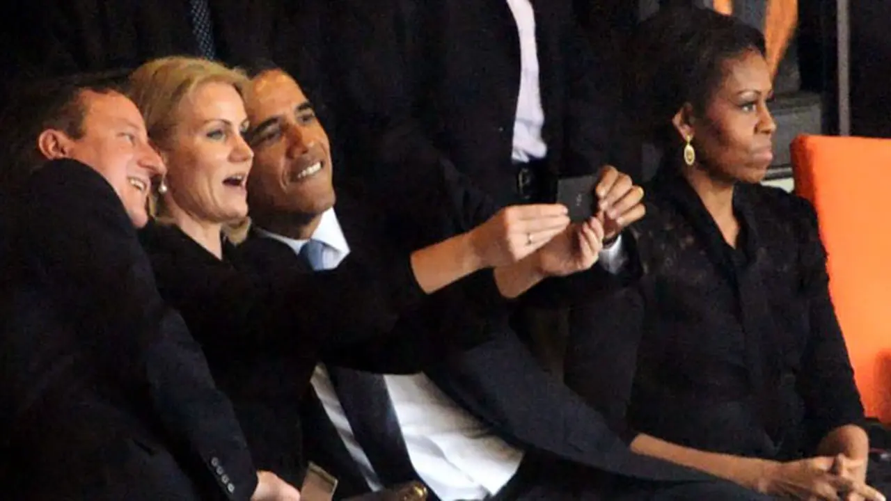 obama-narsis-foto-131211b.jpg
