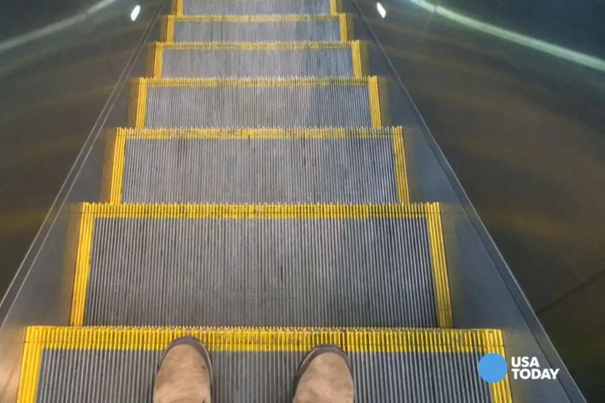 OMG, Tangga Jalan di China Kembali Memakan Korban!