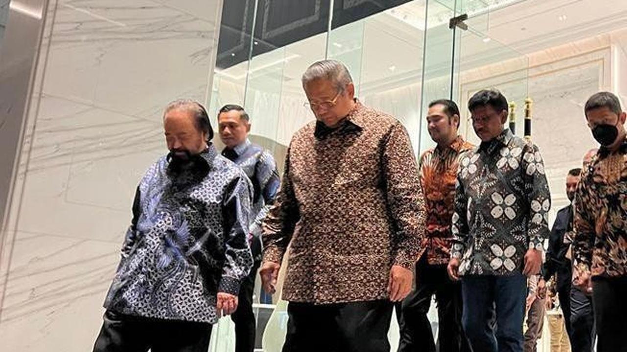 Ketua Majelis Tinggi Partai Demokrat Susilo Bambang Yudhoyono SBY (SBY) menemui Ketua Umum Partai NasDem Surya Paloh di markas NasDem Tower, Gondangdia Jakarta Pusat, pada Minggu (5/6/2022) malam.