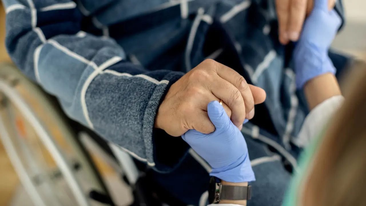 Rehabilitasi Pasca Stroke, Dokter Kenalkan Sistem Robotik Diego untuk Kembalikan Fungsi Tangan