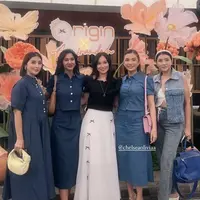 Ratu Sinetron pada Masanya Kembali Berkumpul Kenakan Koleksi Pakaian dari Asmirandah