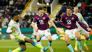 Aksi Antoine Semenyo dalam laga Burnley vs Manchester City di Liga Inggris 2025/2026, Kamis (23/4/2026). (AP Photo/Dave Thompson)