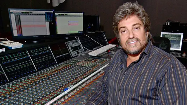 Greg P Russell