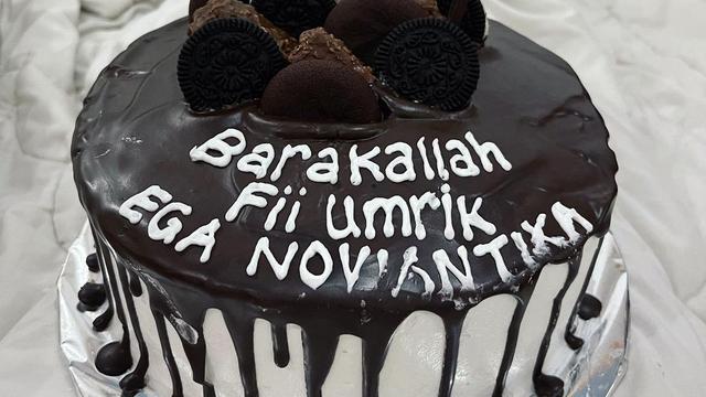 6 Potret Ulang Tahun Ega Noviantika, Dapat Kejutan dari Rafly DA di Rumah Sakit