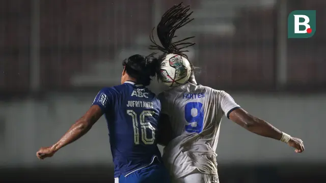 Foto: Menang Tipis, Arema FC Gusur Posisi Persib Bandung di Klasemen Sementara BRI Liga 1
