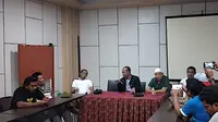 Pertemuan yang digelar kader Golkar, di Ternate, Minggu malam.