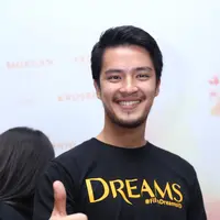 Morgan Oey mengawali karier didunia tarik suara, setelah hengkang dari boyband yang telah membesarkan namanya yaitu SM*SH.  (Andy Masela/Bintang.com)