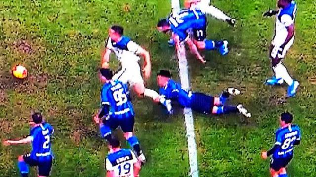 Pelanggaran Lautaro terhadap Toloi