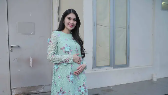 [Bintang] Sandra Dewi