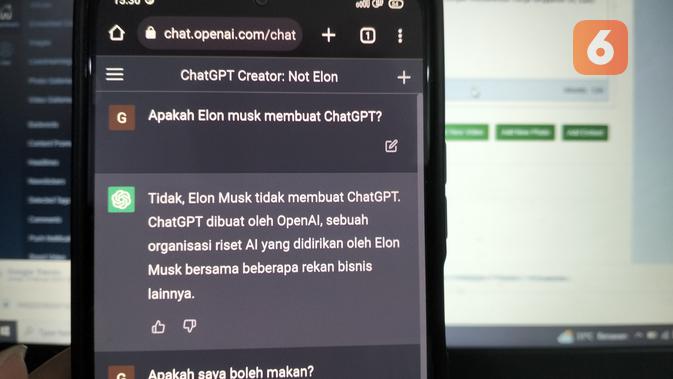 Ilustrasi menggunakan ChatGPT OpenAI di smartphone (Liputan6.com/Giovani Dio Prasasti)