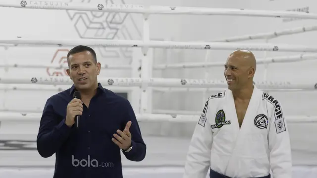 MMA