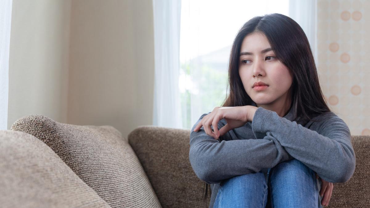 Kenali Perasaan Suka Sama Pasangan Orang dan Cara Menyikapinya