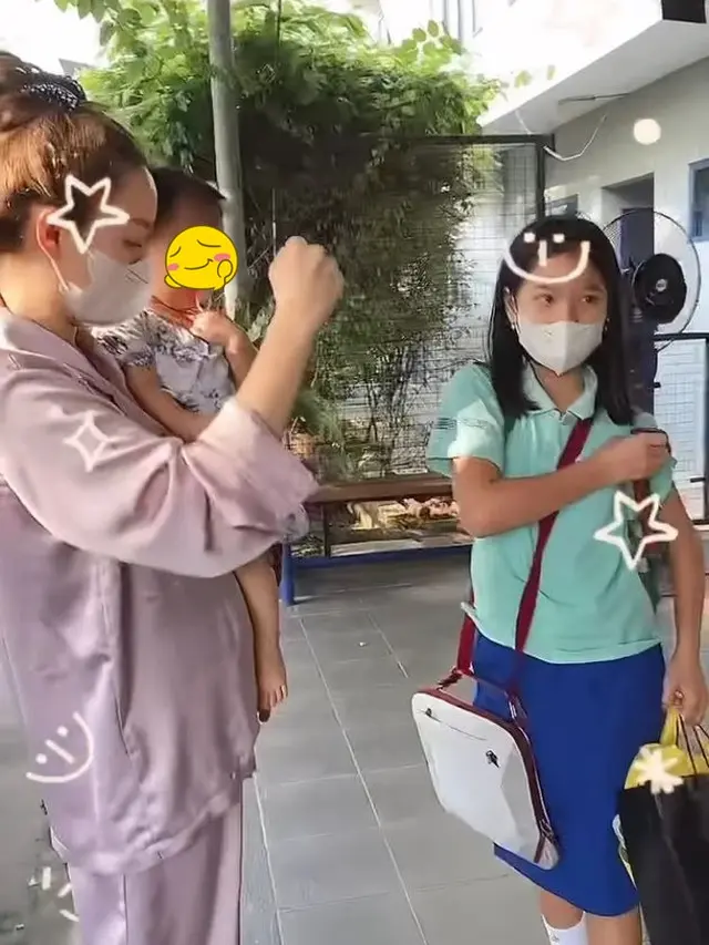 5 Potret Baby Bump Zaskia Gotik di Kehamilan Kedua, Aura Bumilnya Terpancar