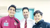 Rivan Nurmulki bersama pelatih Nagano Tridents Ahmad Masajedi dan bintang  JTEKT Stings Yuji Nishida. (foto: Instagram @ahmadmasajedi_57)