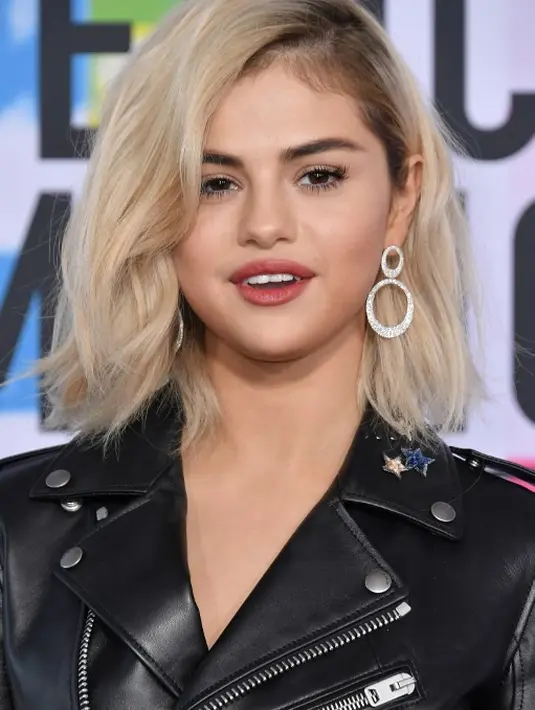 Mengenai kabar tersebut, akhirnya Selena Gomez angkat bicara dan menjelaskan bagaimana keadaan hubungannya dengan Abel usai putus. (NEILSON BARNARD / GETTY IMAGES NORTH AMERICA / AFP)