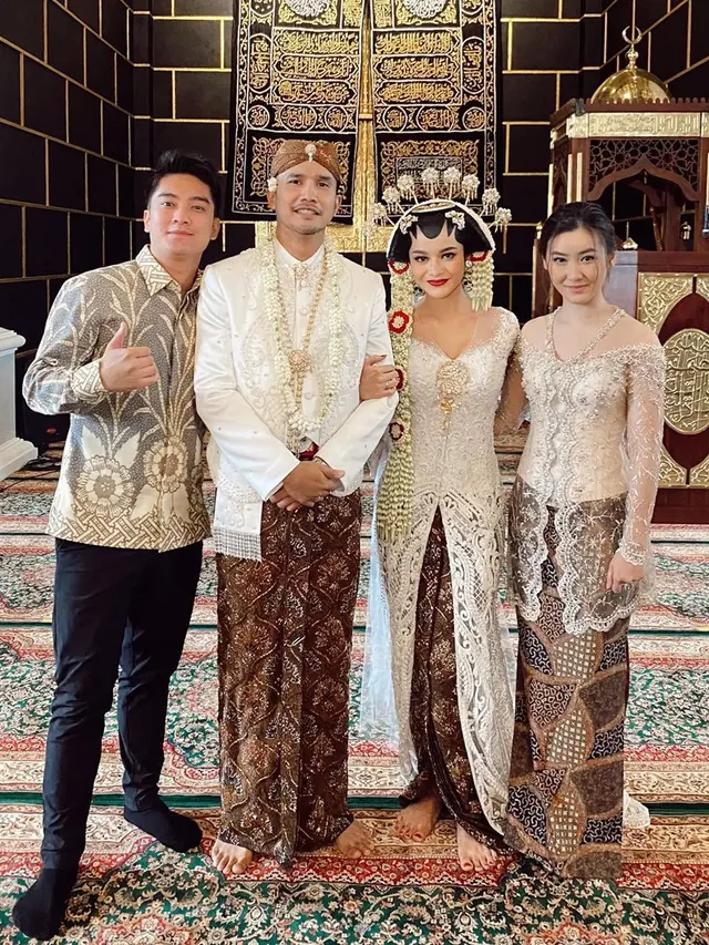 7 Potret Pernikahan Presenter Ovi Dian, Dilangsungkan di Masjid Milik Keluarga