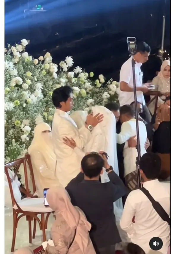 10 Potret Kebersamaan Adiba Khanza dan Abidzar Al-Ghifari, Saling Mendukung