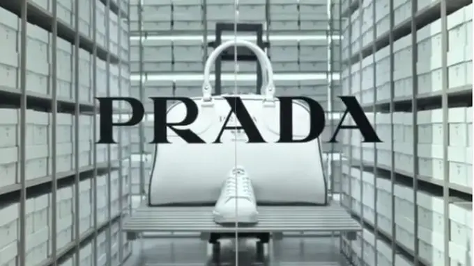 Prada dan Adidas Kolaborasi Buat Sneakers Edisi Terbatas, Hanya 700 Buah
