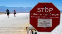 Terdengar begitu gerah tetapi percayalah, Death Valley menawarkan lebih dari sekadar suhu panas nan ekstrem. (AP Photo/Ty ONeil)