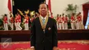 Ketua Liga Parlemen Jepang-Indonesia Mr. Toshihiro Nikai usai Upacara Penganugerahan Tanda Kehormatan RI ke Jepang di Istana Negara, Jakarta, Senin (23/11/2015). (Liputan6.com/Faizal Fanani)