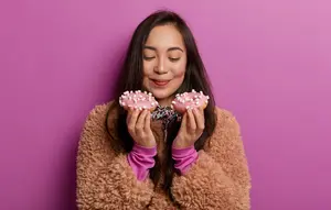 Ada Faktor Genetik Penyebab Orang yang Menyukai Makanan Manis, Ini Penjelasannya