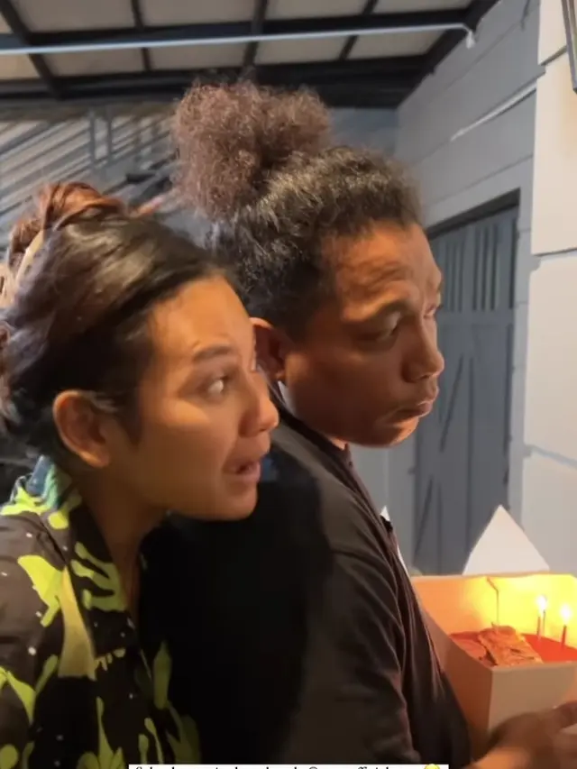 Putri Anne dapat surprise ultah dari Indah Permatasari dan Arie Kriting, Arya Saloka tak terlihat (Foto: instagram indahpermatas)
