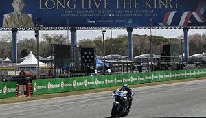 Alex Marquez pada latihan bebas MotoGP Thailand 2025 di Sirkuit Buriram. (Lillian SUWANRUMPHA / AFP)