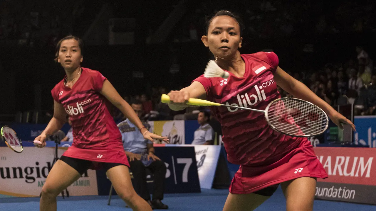 Della Destiara Haris/Rosyita Eka Putri Sari 