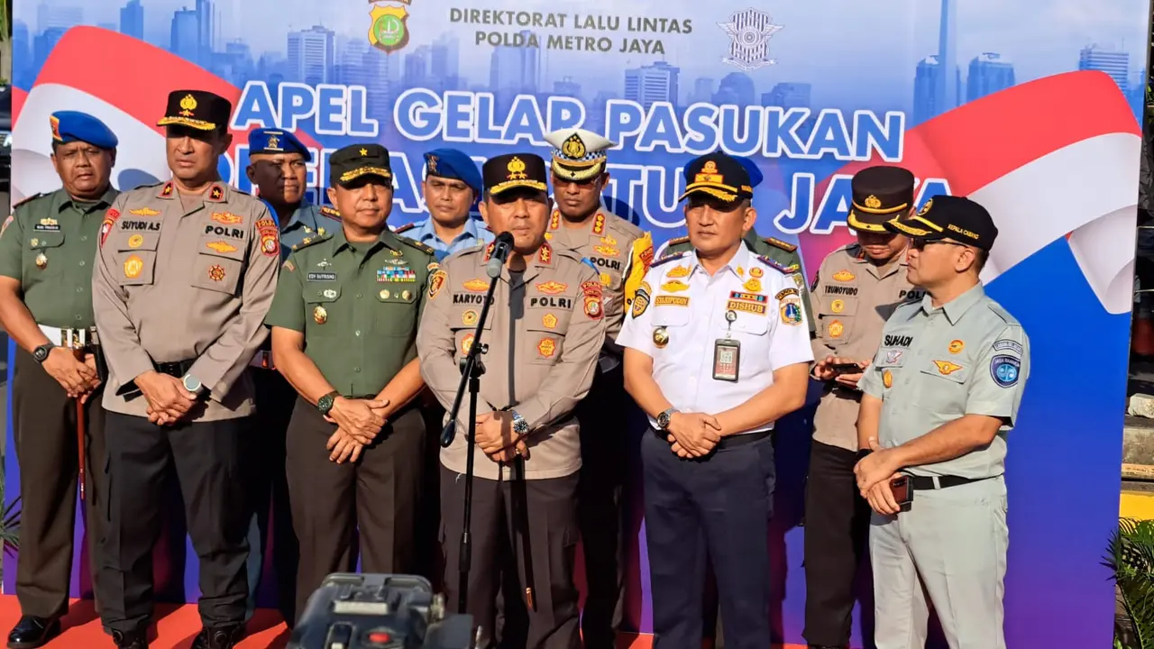 Kapolda Metro Jaya Irjen Karyoto dalam sambutan Operasi Patuh Jaya 2023 di Polda Metro Jaya, Senin (10/7/2023).