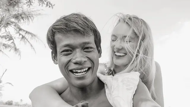 Pernikahan Viral