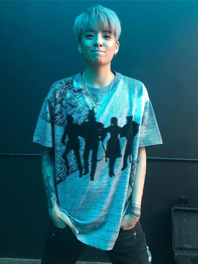 Amber (fx) (Sumber: Instagram/ ajol_llama)