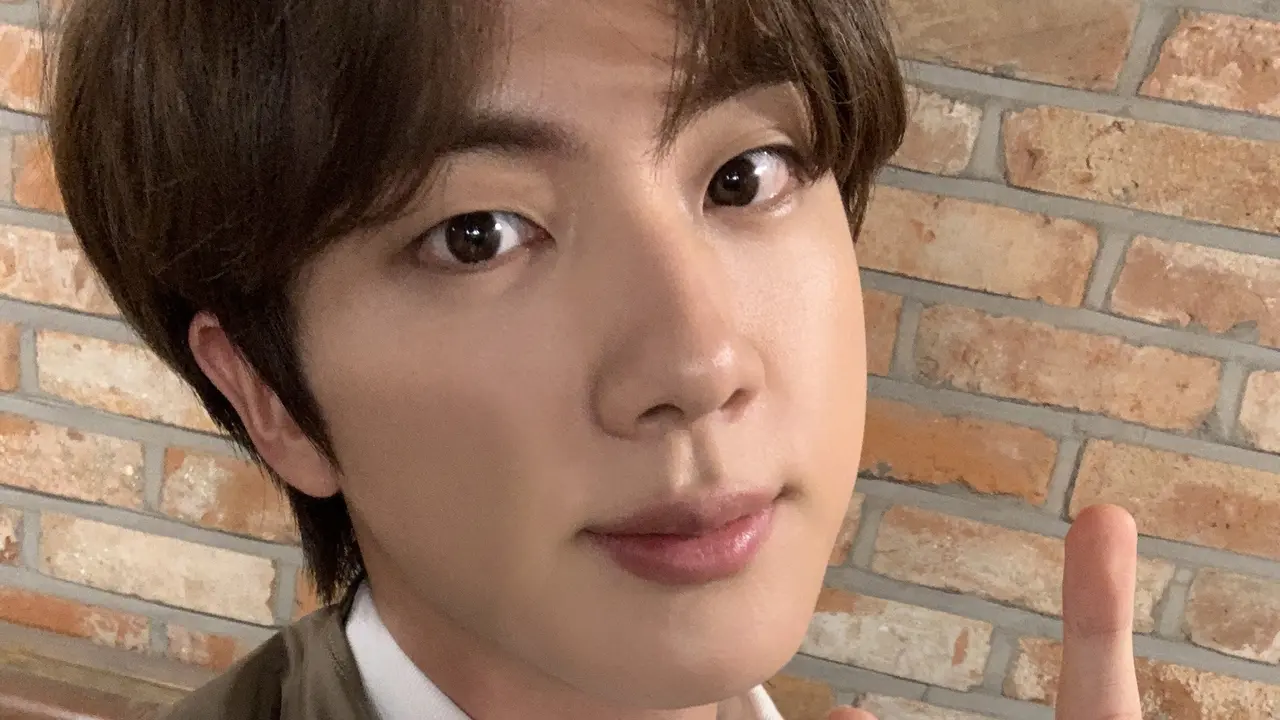 Jin BTS. (Twitter/ bts_bighit)