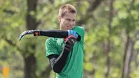 Liverpool Rebut Kiper Belia Incaran MU
