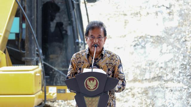 Wakil Komisaris Utama PT Intiland Development Tbk, Sofyan Djalil.