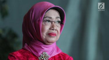 Ibunda Jokowi Dapat Penghargaan Perempuan Tangguh