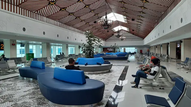Bandara Adi Soemarmo