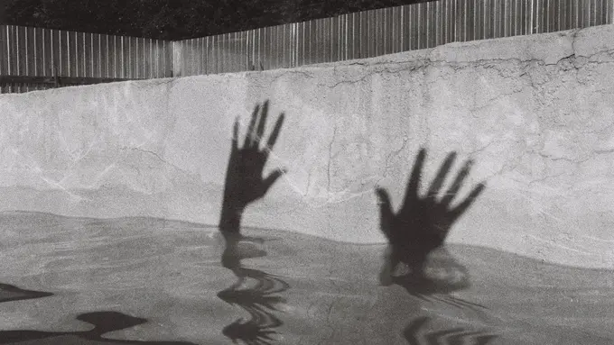 Fakta-fakta Khasus Hubungan Bripda Randy dan Novia Widyasari Mahasiswa yang Tewas Bunuh Diri (Santi S/Shutterstock)